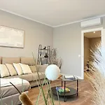 The Beacon - Cosy & Comfort Апартаменты *