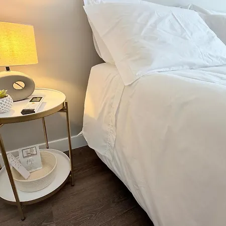 The Beacon - Cosy & Comfort Lägenhet Ponta Delgada